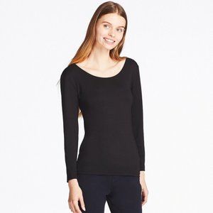 UNIQLO HEATTECH Scoop Neck Long Sleeve T-Shirt